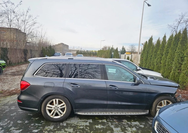 Mercedes-Benz GL cena 53000 przebieg: 117300, rok produkcji 2013 z Radom małe 211